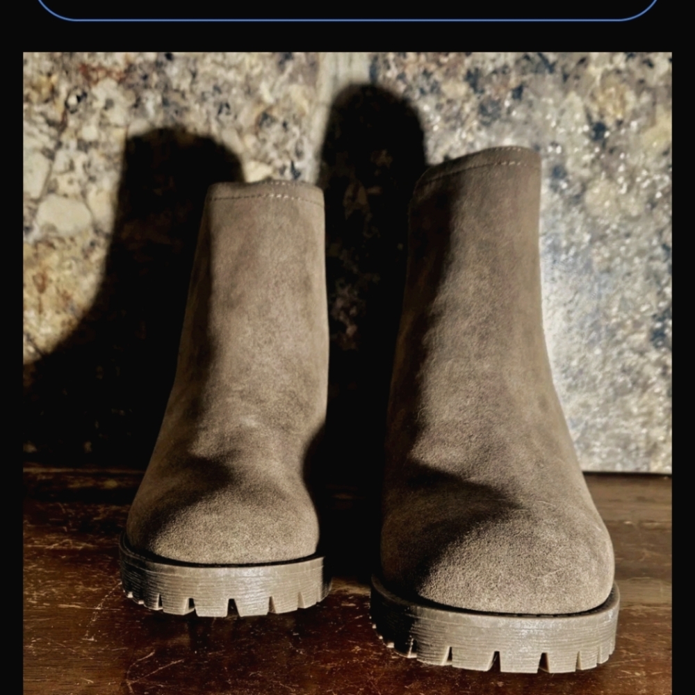 BULLBOXER.B53.Womens Ankle Boots. Brand New! Never Worn. Tan Brown. Size 8 11!